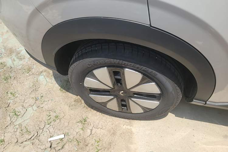 Used Wuling Bingo S 2025 Model 325km Deluxe Edition Exterior 5