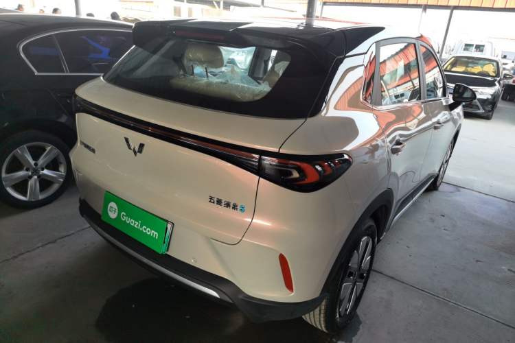 Used Wuling Bingo S 2025 Model 325km Deluxe Edition Exterior 6
