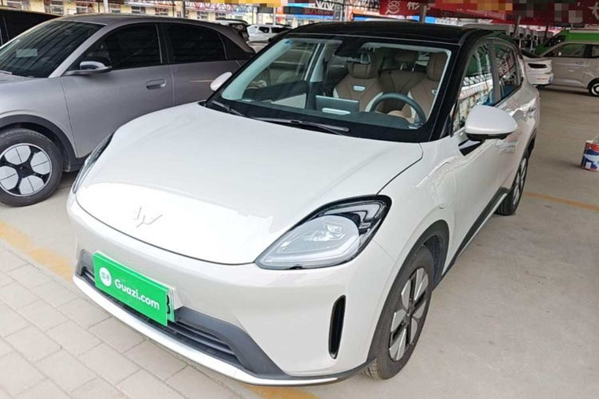 Used Wuling Bingo S 2025 Model 325km Deluxe Edition Front Left 45 Deg