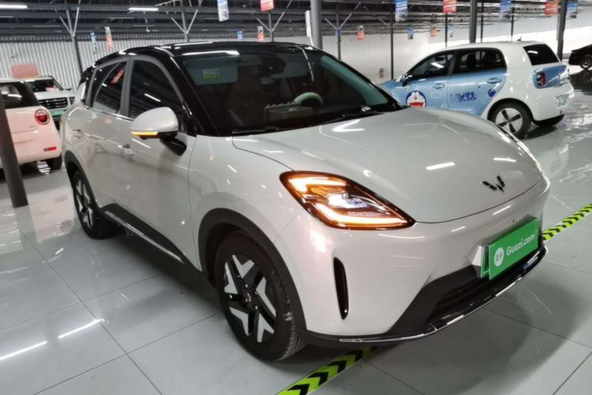 Used Wuling Bingo S 2025 Model 325km Flagship Edition Front Right 45 Deg