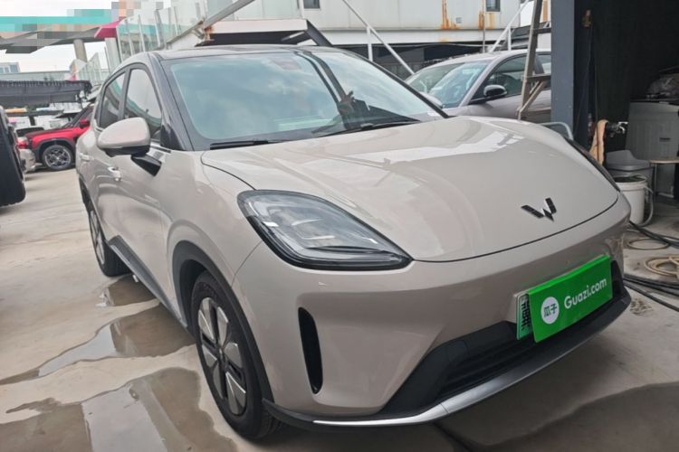 Used Wuling Bingo S 2025 Model 325km Deluxe Edition Front Right 45 Deg
