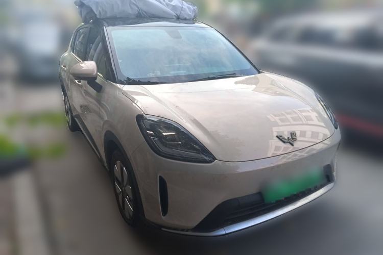 Used Wuling Bingo S 2025 Model 325km Deluxe Edition Front Right 45 Deg