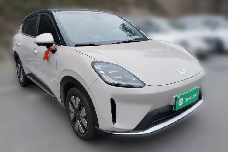 Used Wuling Bingo S 2025 Model 325km Deluxe Edition Front Right 45 Deg