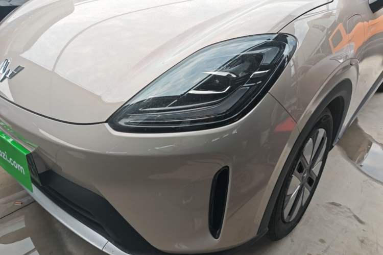 Used Wuling Bingo S 2025 Model 325km Deluxe Edition Left Front Headlight