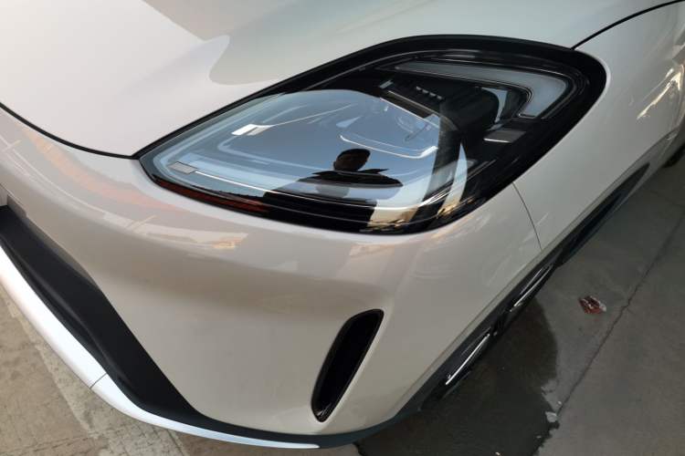 Used Wuling Bingo S 2025 Model 325km Deluxe Edition Left Front Headlight