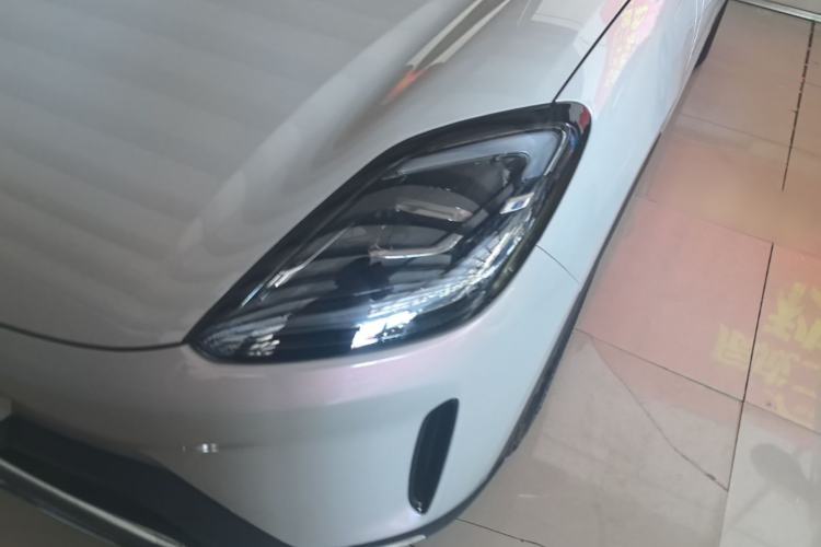 Used Wuling Bingo S 2025 Model 430km Flagship Edition Left Front Headlight