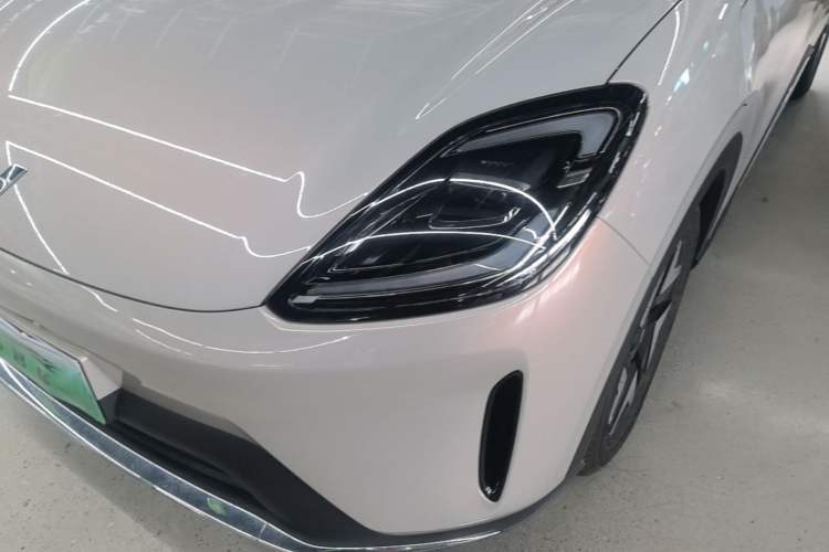 Used Wuling Bingo S 2025 Model 430km Flagship Edition Left Front Headlight