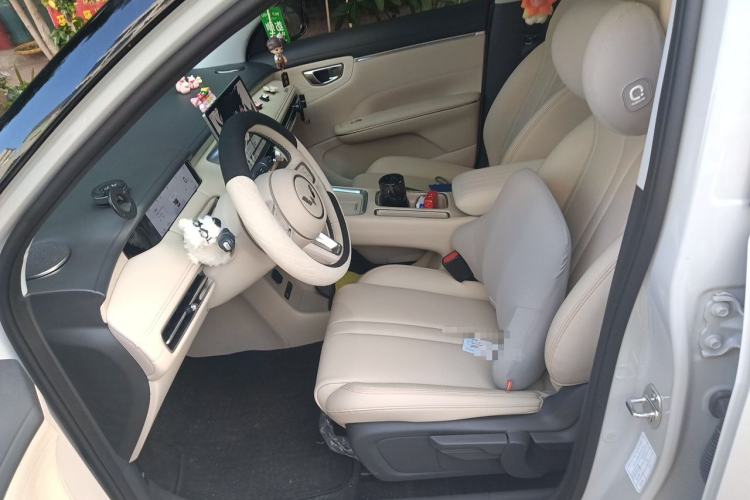 Used Wuling Bingo S 2025 Model 325km Deluxe Edition Left Front Seat