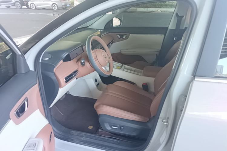 Used Wuling Bingo S 2025 Model 430km Flagship Edition Left Front Seat