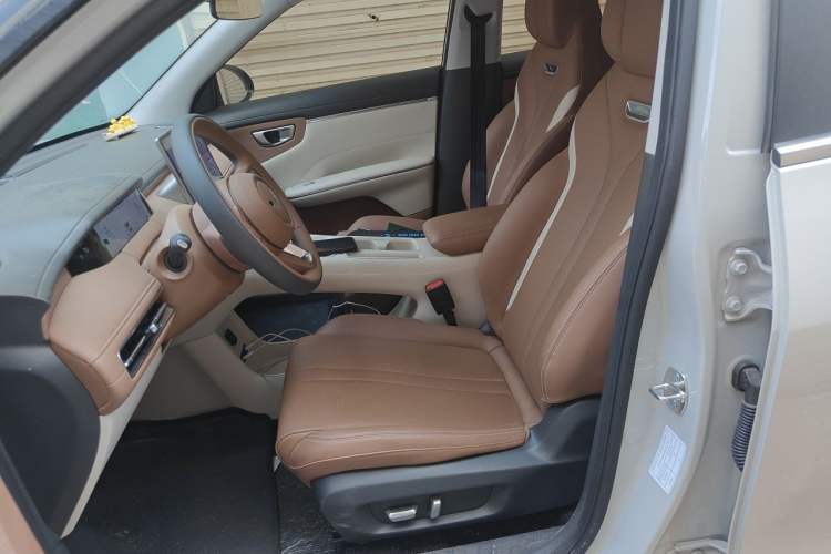 Used Wuling Bingo S 2025 Model 430km Flagship Edition Left Front Seat