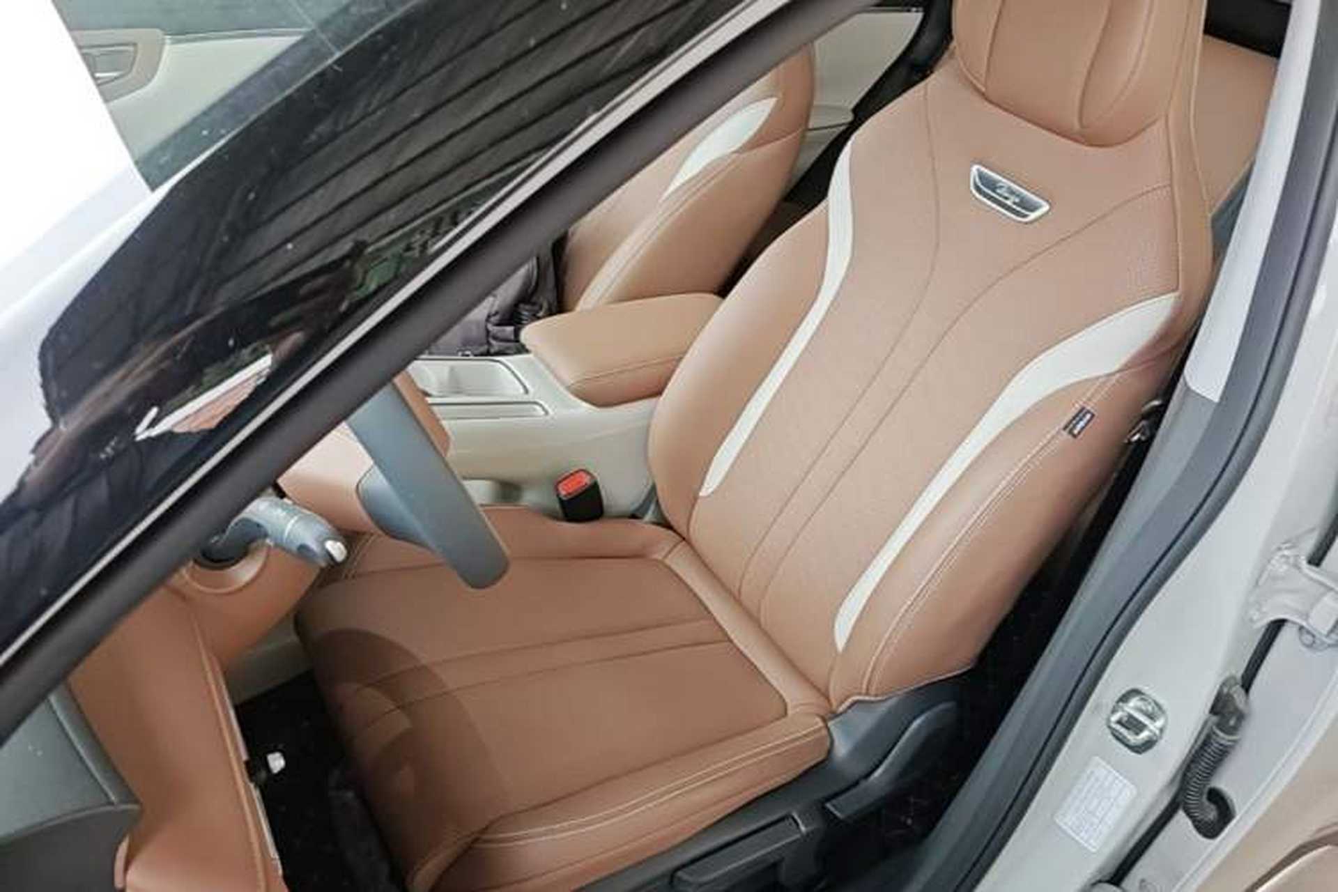 Used Wuling Bingo S 2025 Model 325km Deluxe Edition Left Front Seat