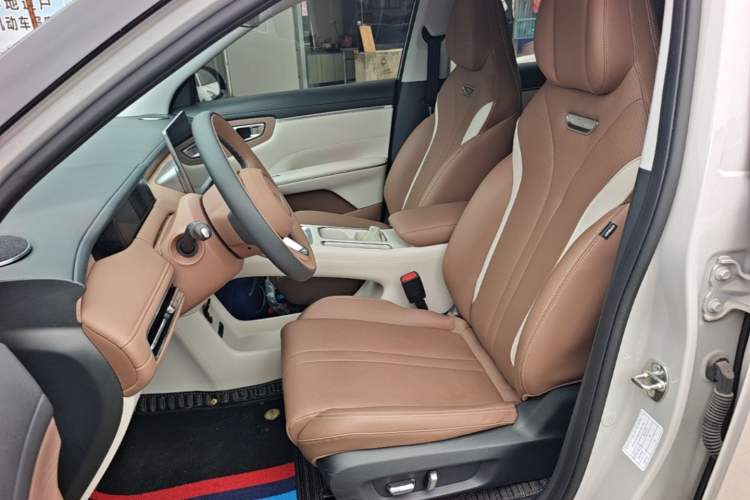 Used Wuling Bingo S 2025 Model 430km Flagship Edition Left Front Seat