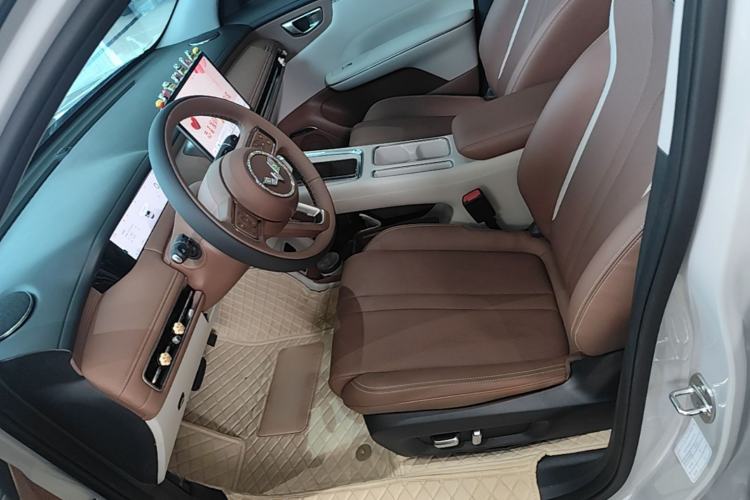 Used Wuling Bingo S 2025 Model 430km Flagship Edition Left Front Seat
