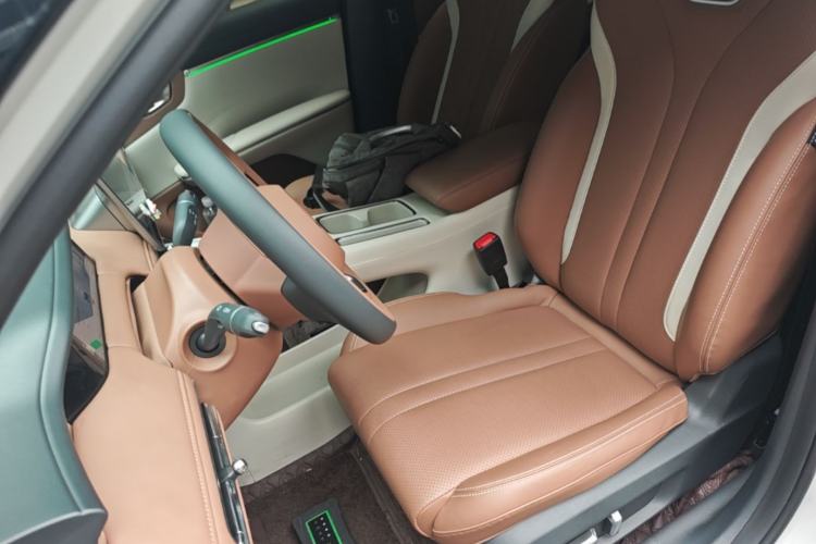 Used Wuling Bingo S 2025 Model 430km Flagship Edition Left Front Seat