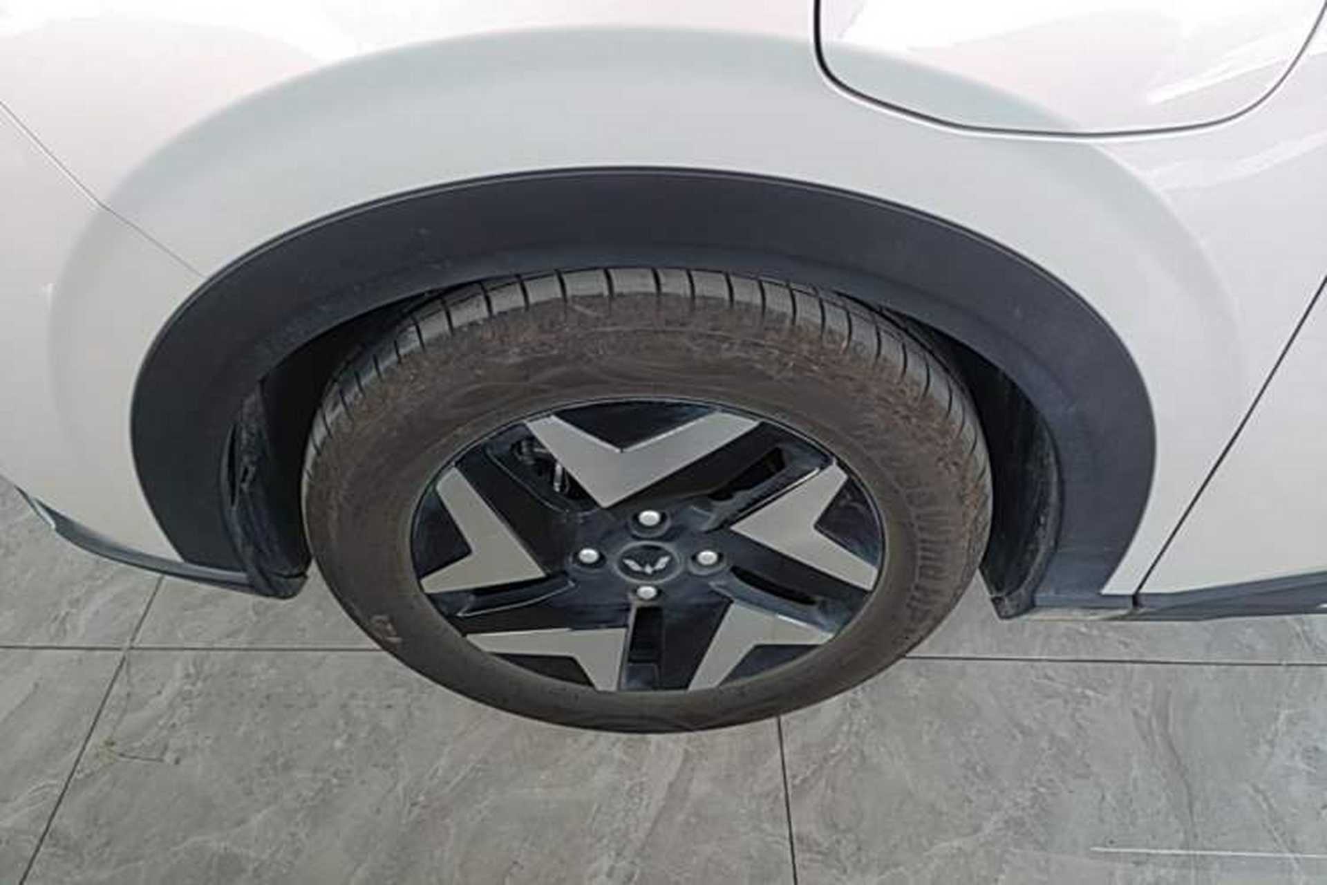 Used Wuling Bingo S 2025 Model 430km Flagship Edition Left Front Wheel Hub