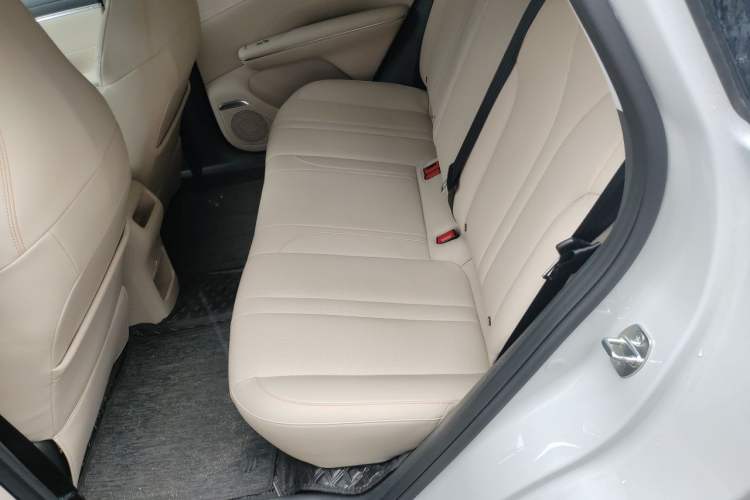 Used Wuling Bingo S 2025 Model 430km Flagship Edition Left Rear Seat