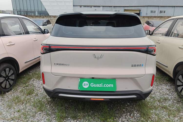 Used Wuling Bingo S 2025 Model 325km Deluxe Edition Rear