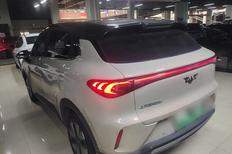 Used Wuling Bingo S 2025 Model 325km Deluxe Edition Rear Left 45 Deg