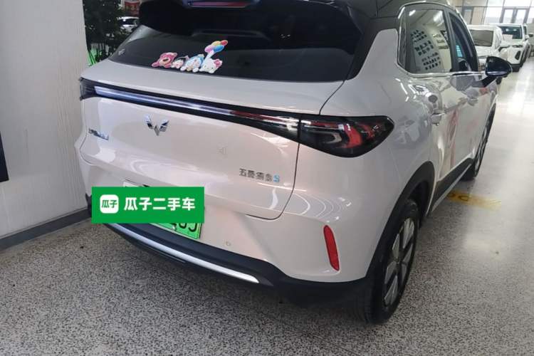 Used Wuling Bingo S 2025 Model 325km Deluxe Edition Rear Right 45 Deg