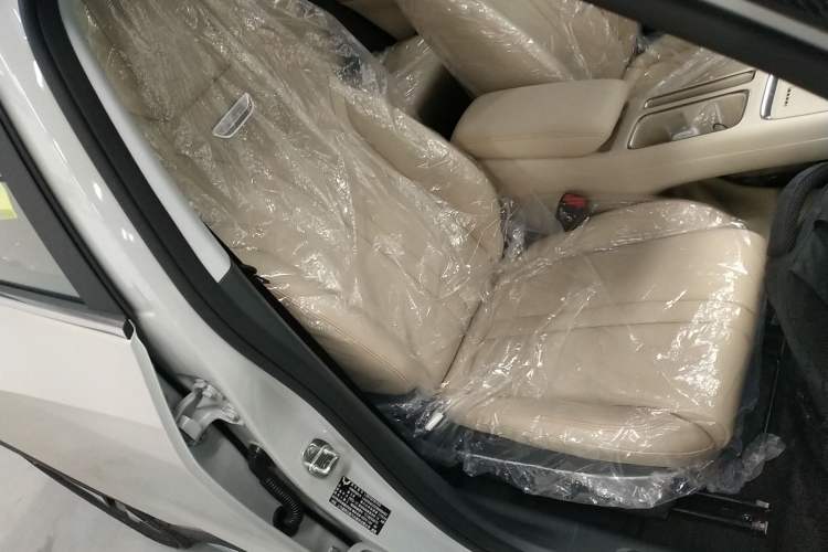 Used Wuling Bingo S 2025 Model 430km Flagship Edition Right Front Seat