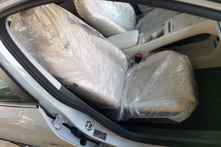 Used Wuling Bingo S 2025 Model 325km Deluxe Edition Right Front Seat