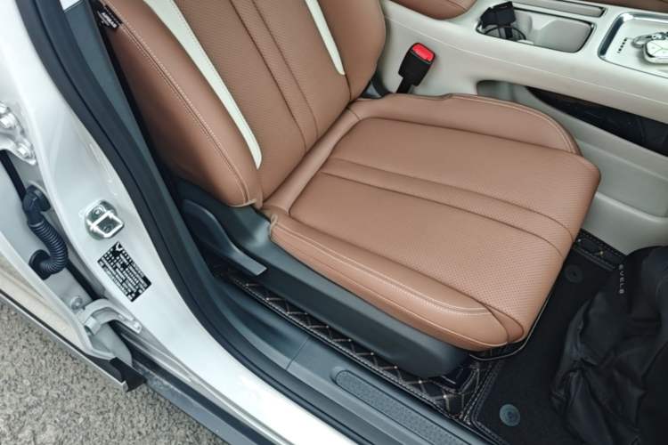 Used Wuling Bingo S 2025 Model 430km Flagship Edition Right Front Seat