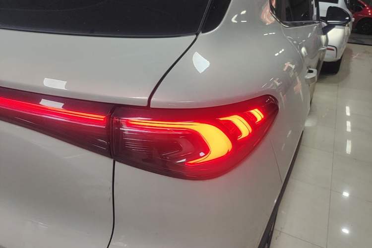 Used Wuling Bingo S 2025 Model 325km Deluxe Edition Right Rear Taillight