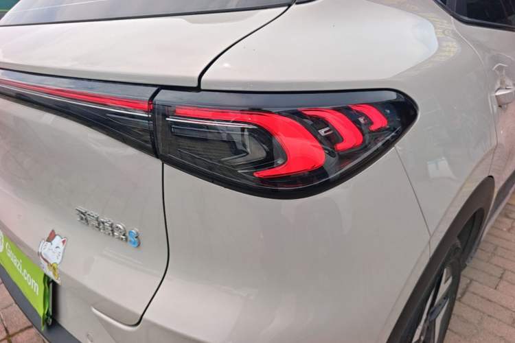 Used Wuling Bingo S 2025 Model 430km Flagship Edition Right Rear Taillight
