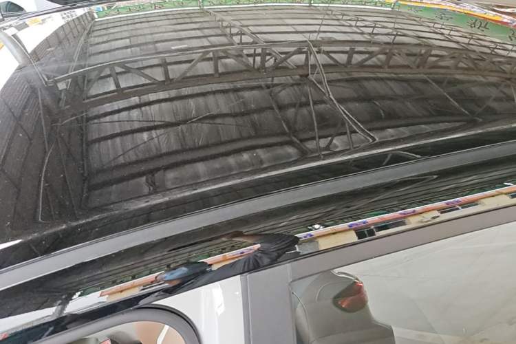 Used Wuling Bingo S 2025 Model 325km Deluxe Edition Roof