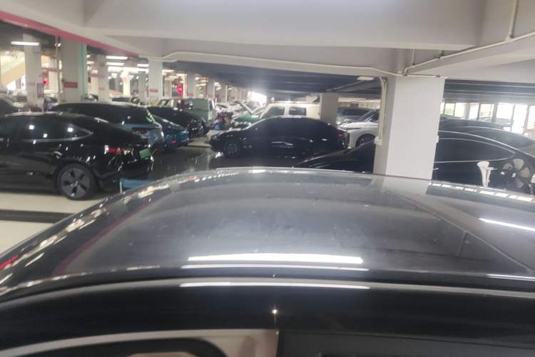 Used Wuling Bingo S 2025 Model 325km Deluxe Edition Roof