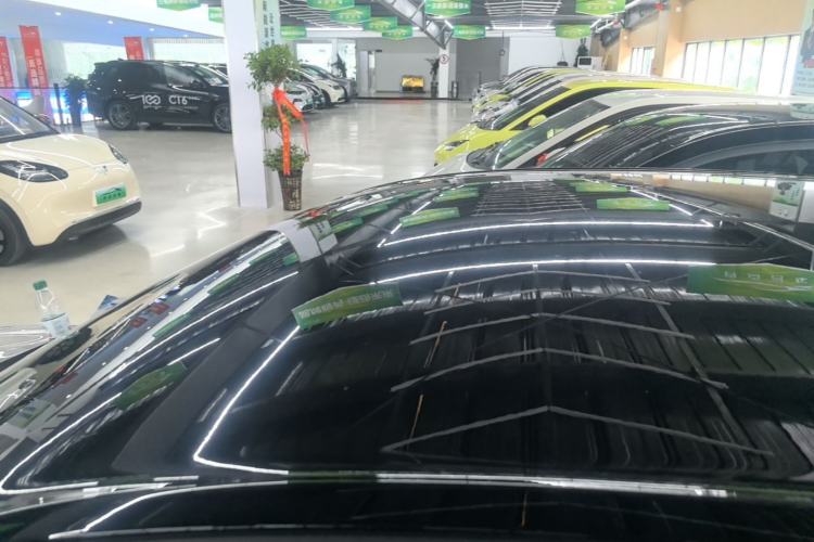 Used Wuling Bingo S 2025 Model 430km Flagship Edition Roof