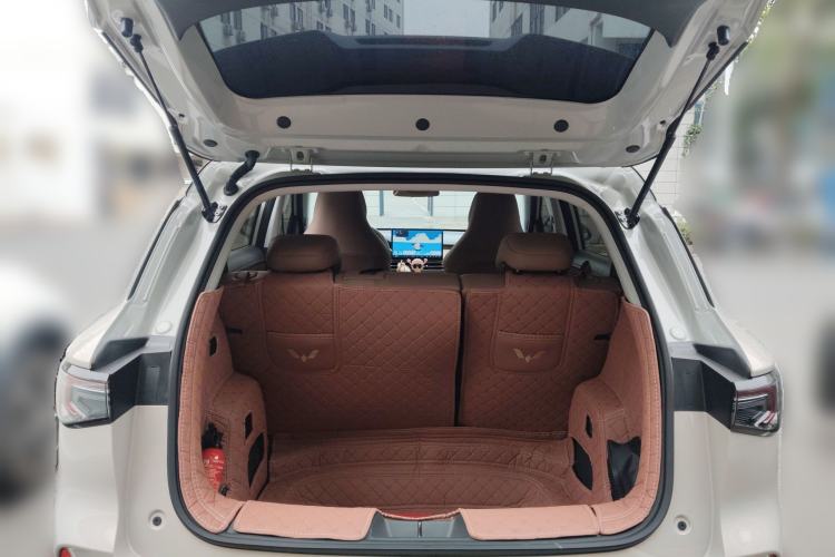 Used Wuling Bingo S 2025 Model 325km Deluxe Edition Trunk