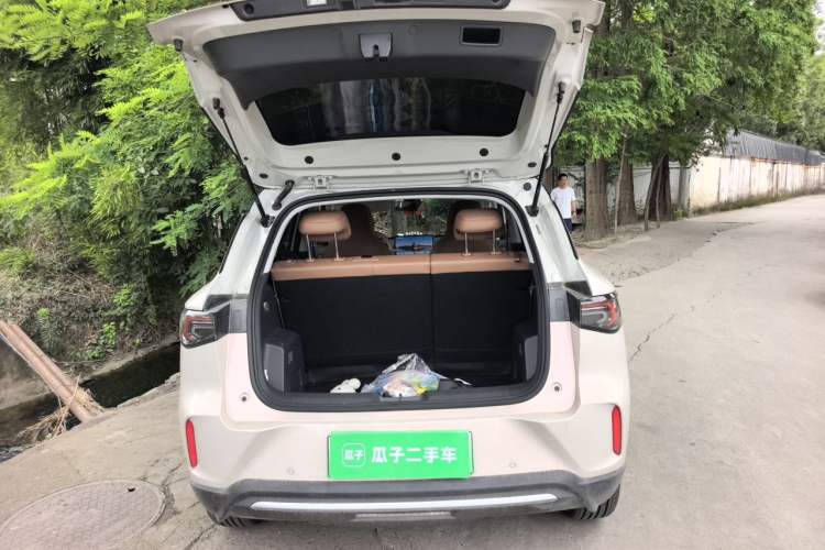 Used Wuling Bingo S 2025 Model 430km Deluxe Edition Trunk