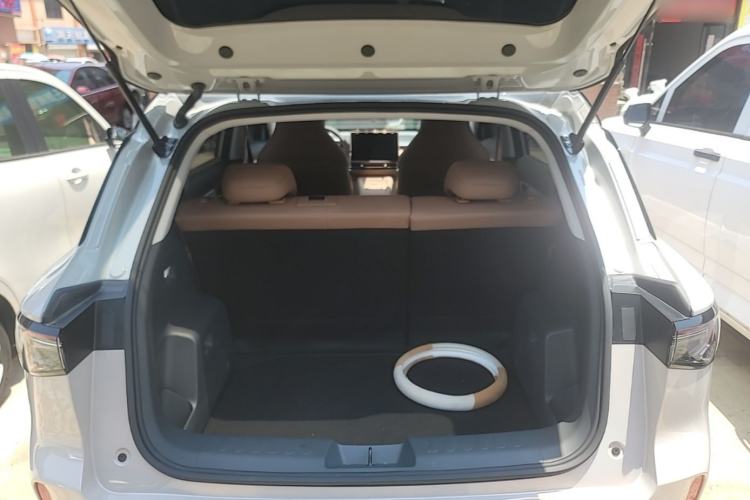 Used Wuling Bingo S 2025 Model 325km Deluxe Edition Trunk