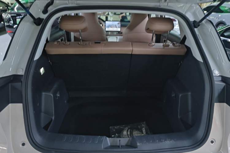Used Wuling Bingo S 2025 Model 430km Flagship Edition Trunk