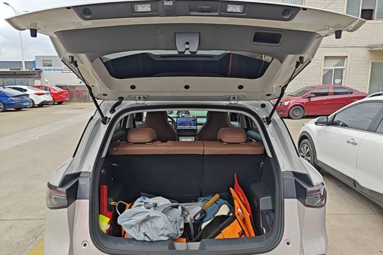 Used Wuling Bingo S 2025 Model 430km Flagship Edition Trunk