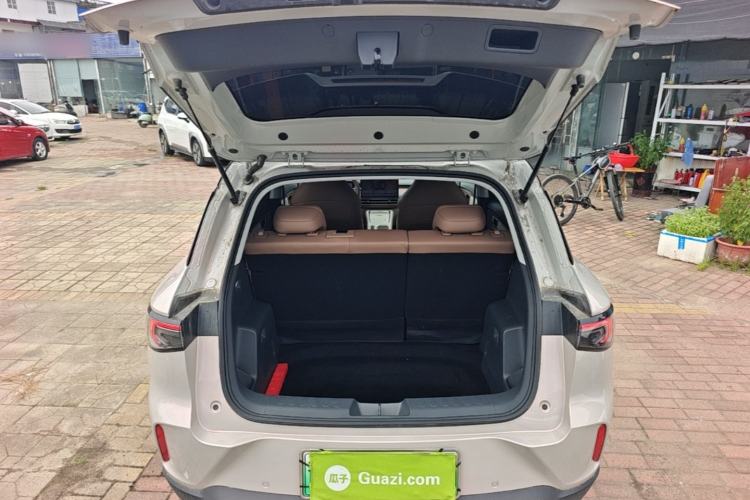 Used Wuling Bingo S 2025 Model 430km Flagship Edition Trunk