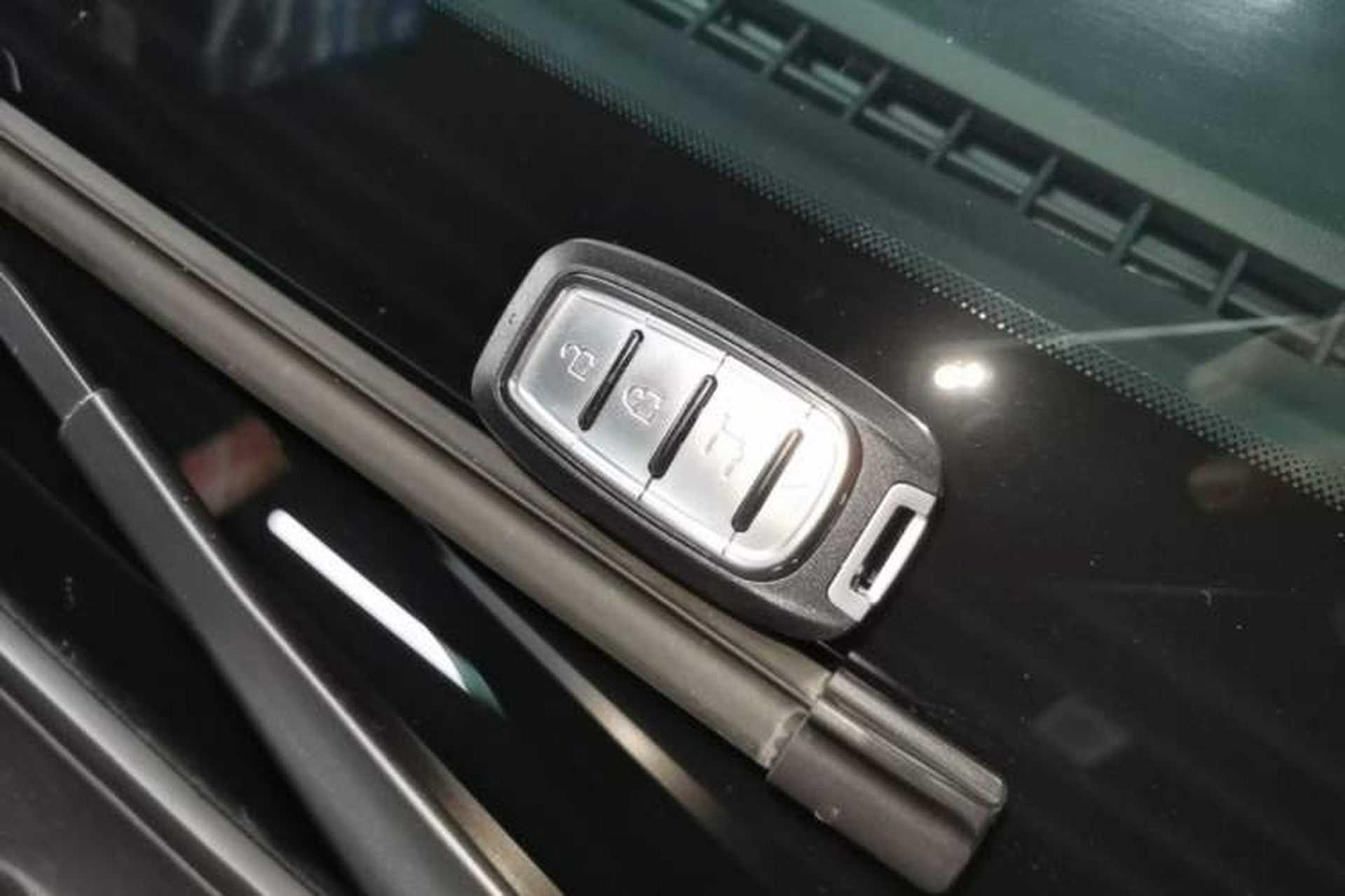 Used Wuling Bingo S 2025 Model 325km Flagship Edition Vehicle Key