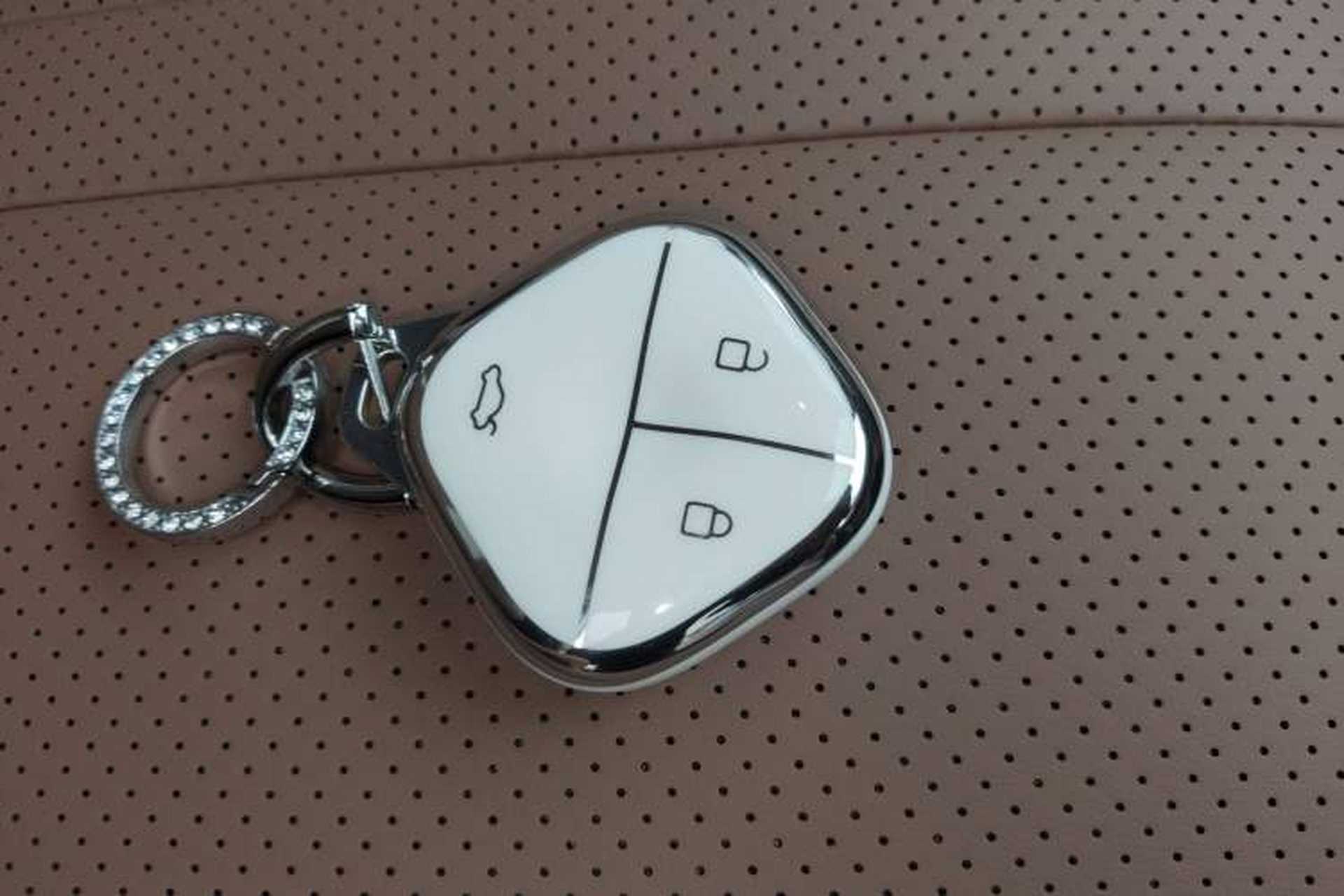Used Wuling Bingo S 2025 Model 325km Deluxe Edition Vehicle Key