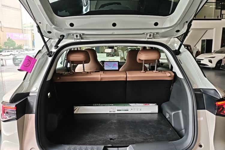 Used Wuling Bingo S 2025 Model 325km Deluxe Edition Trunk
