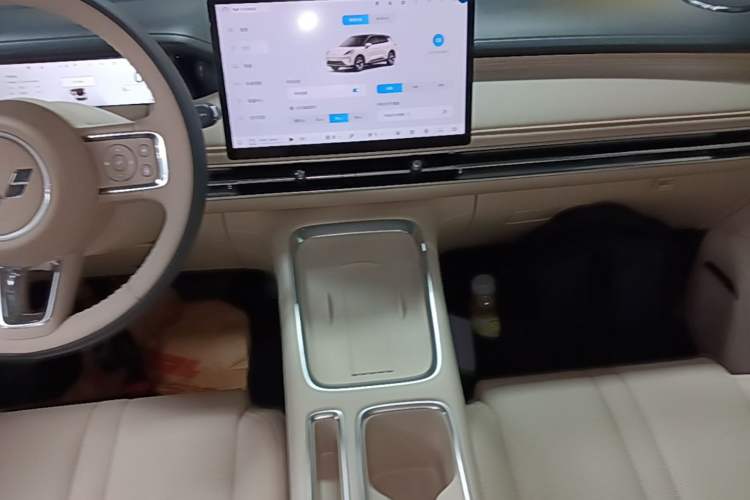 Used Wuling Bingo S 2025 Model 430km Flagship Edition Audio And AC Panel