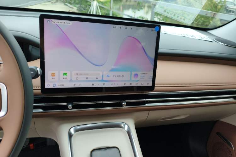 Used Wuling Bingo S 2025 Model 325km Flagship Edition Audio And AC Panel