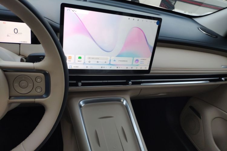 Used Wuling Bingo S 2025 Model 325km Deluxe Edition Audio And AC Panel