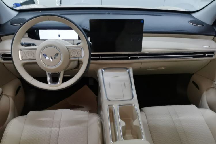 Used Wuling Bingo S 2025 Model 430km Flagship Edition Center Console