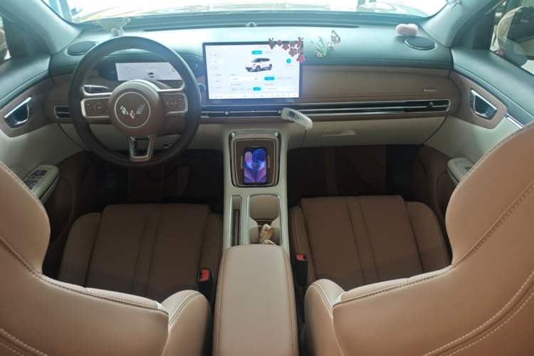 Used Wuling Bingo S 2025 Model 325km Flagship Edition Center Console