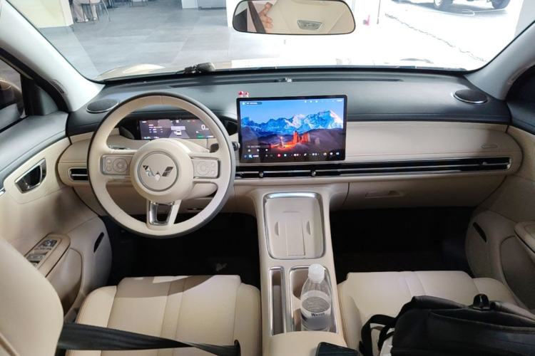 Used Wuling Bingo S 2025 Model 325km Flagship Edition Center Console