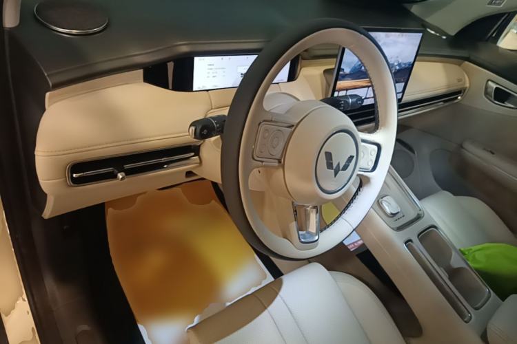 Used Wuling Bingo S 2025 Model 430km Flagship Edition Center Console