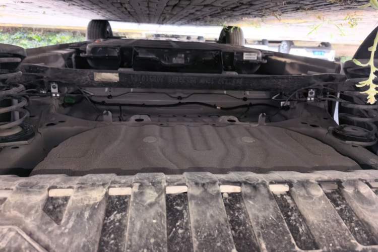 Used Wuling Bingo S 2025 Model 325km Deluxe Edition Chassis Rear