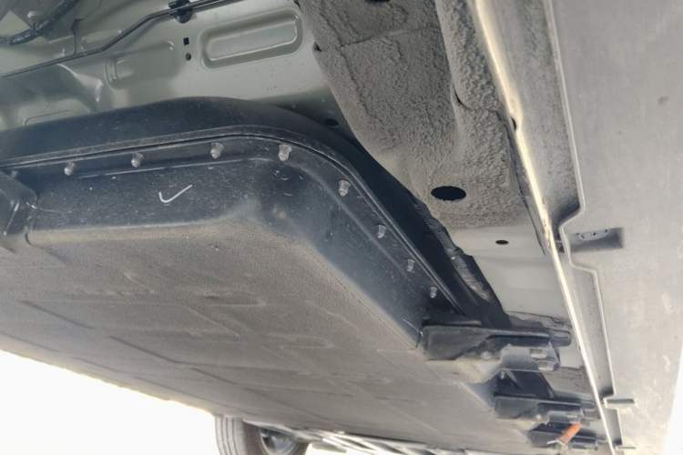 Used Wuling Bingo S 2025 Model 430km Flagship Edition Chassis Rear Right