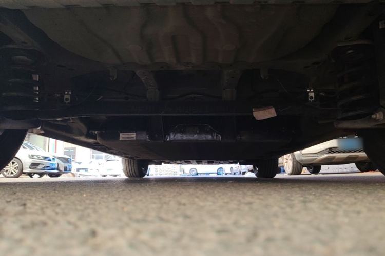 Used Wuling Bingo S 2025 Model 430km Flagship Edition Chassis Rear